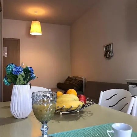 Kostas-apartment דירה לריסוס